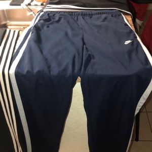 Men’s athletic pants